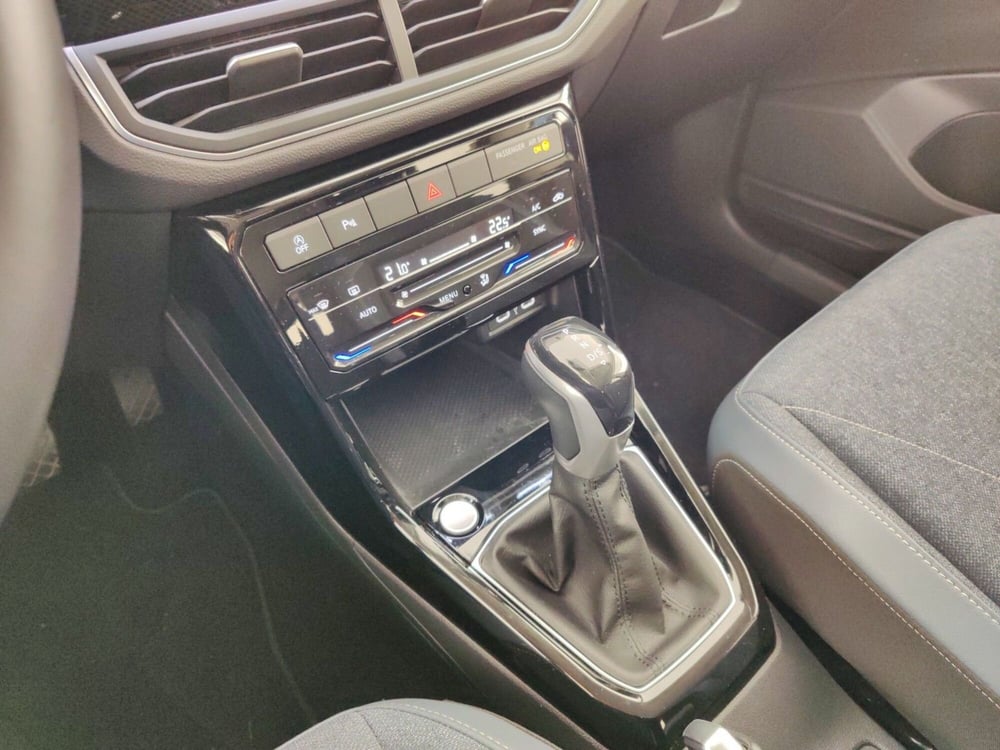 Volkswagen T-Cross usata a Massa-Carrara (11)