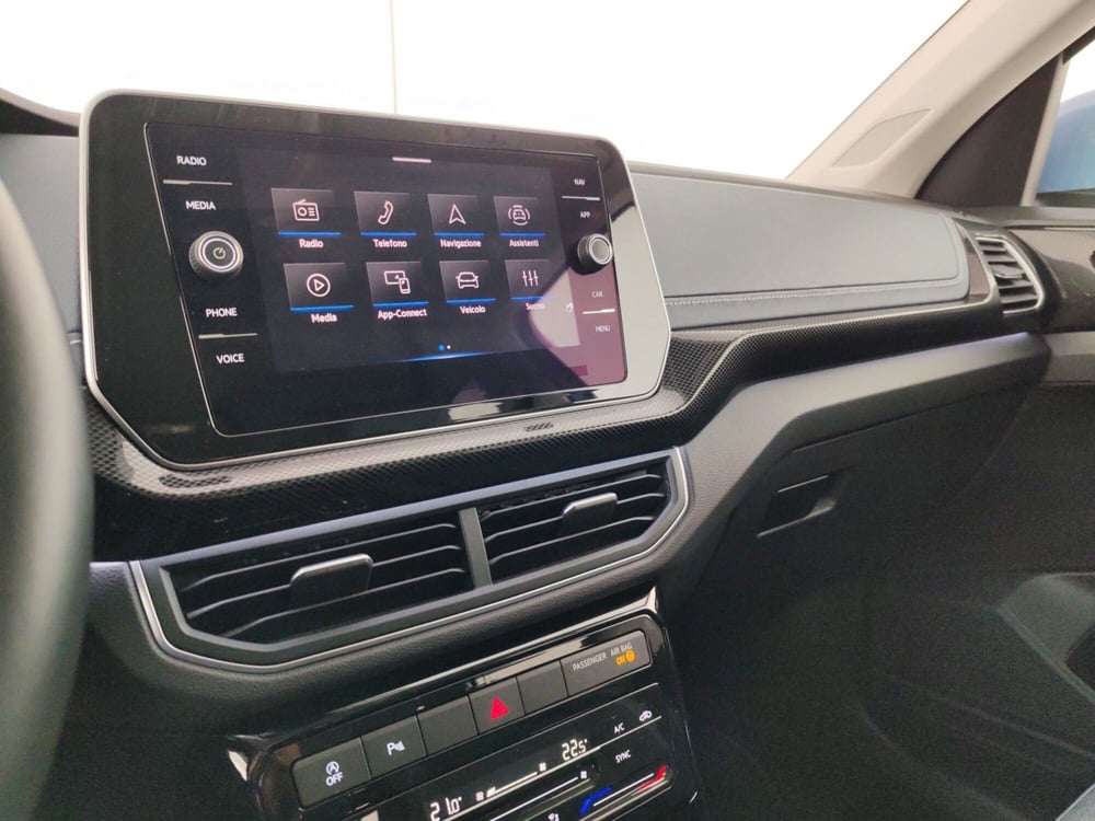 Volkswagen T-Cross usata a Massa-Carrara (12)
