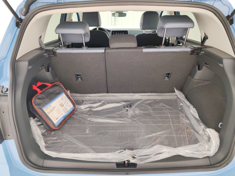 Volkswagen T-Cross usata a Massa-Carrara (16)