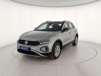 Volkswagen T-Roc 2.0 tdi Life 150cv dsg del 2024 usata a Massa