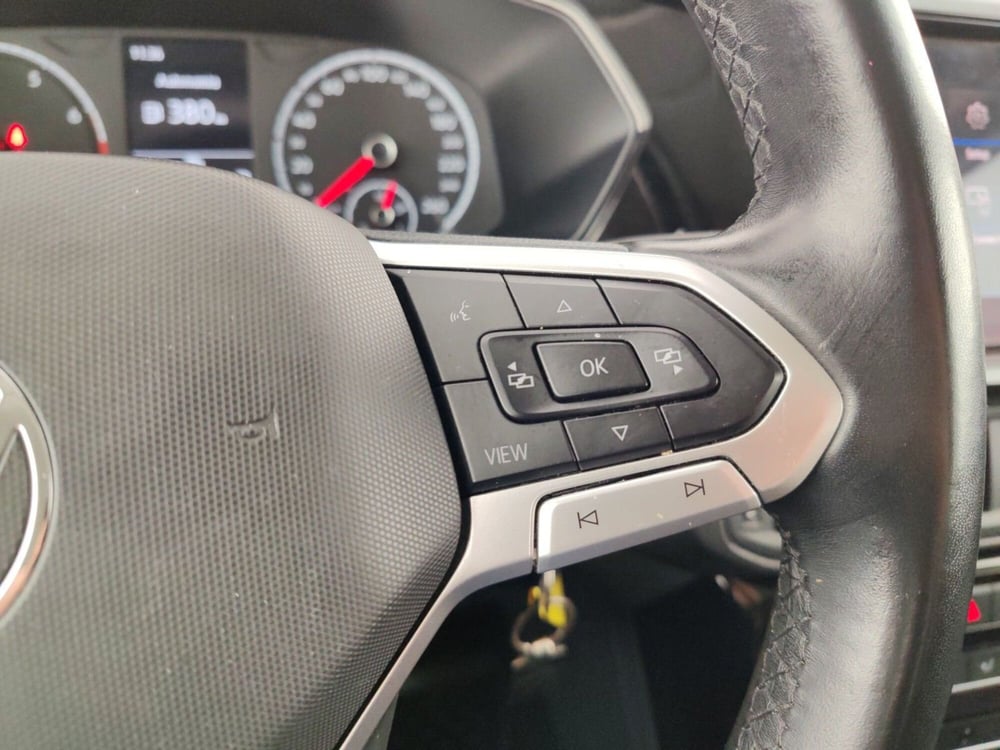 Volkswagen T-Cross usata a Massa-Carrara (13)