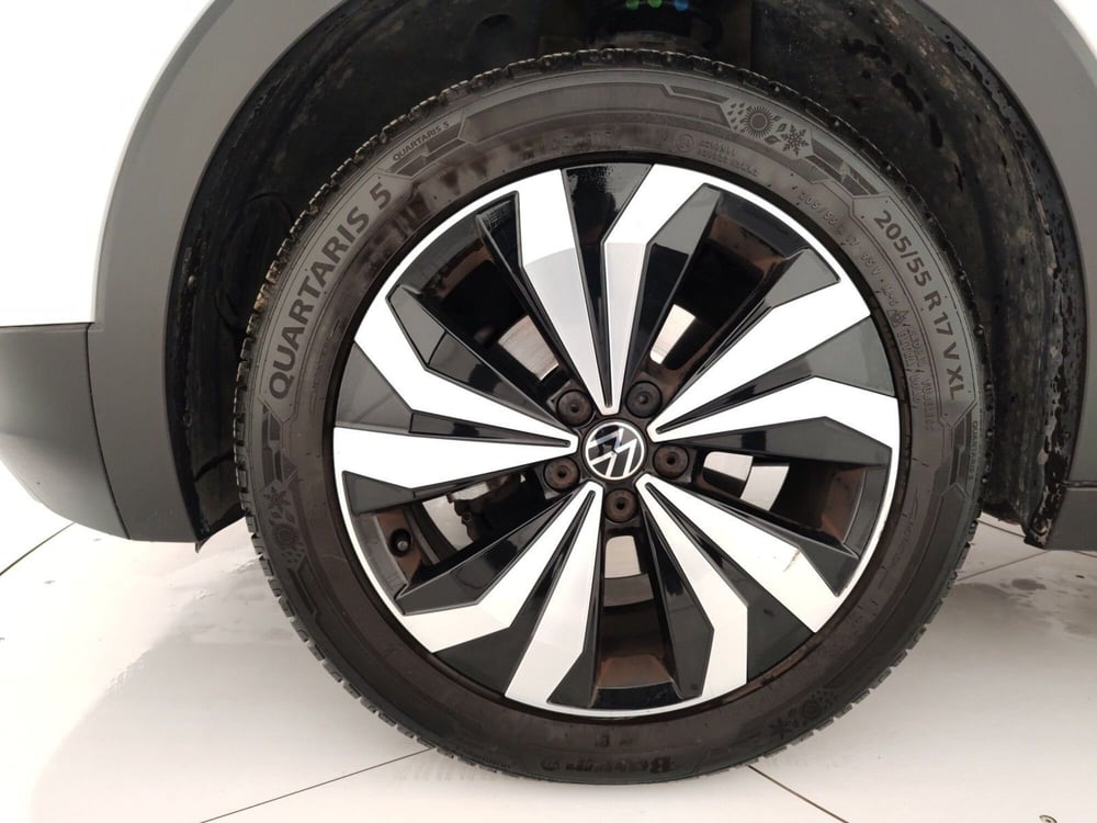 Volkswagen T-Cross usata a Massa-Carrara (6)