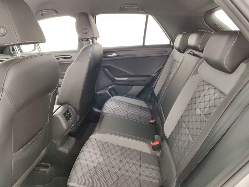 Volkswagen T-Roc usata a Massa-Carrara (10)