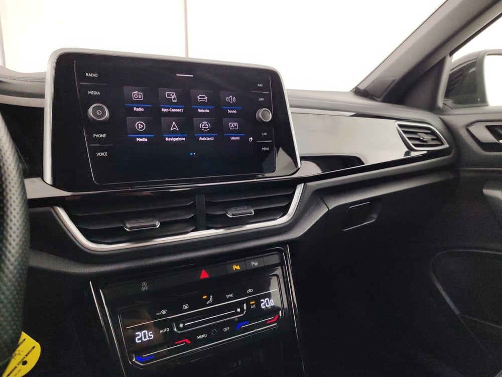 Volkswagen T-Roc usata a Massa-Carrara (12)