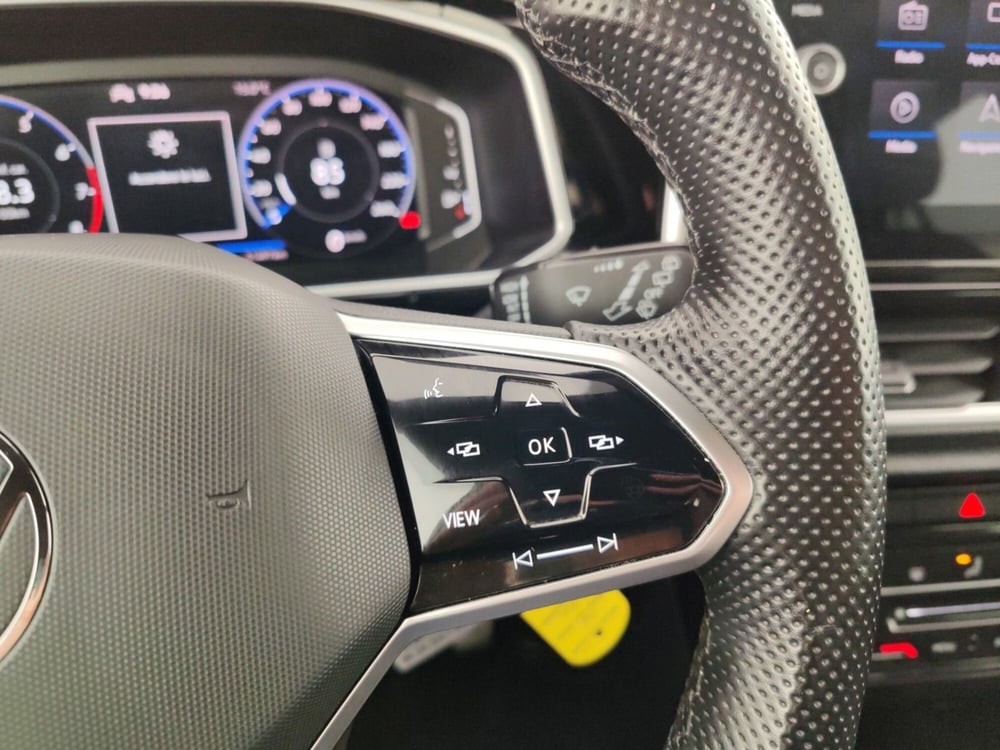 Volkswagen T-Roc usata a Massa-Carrara (13)