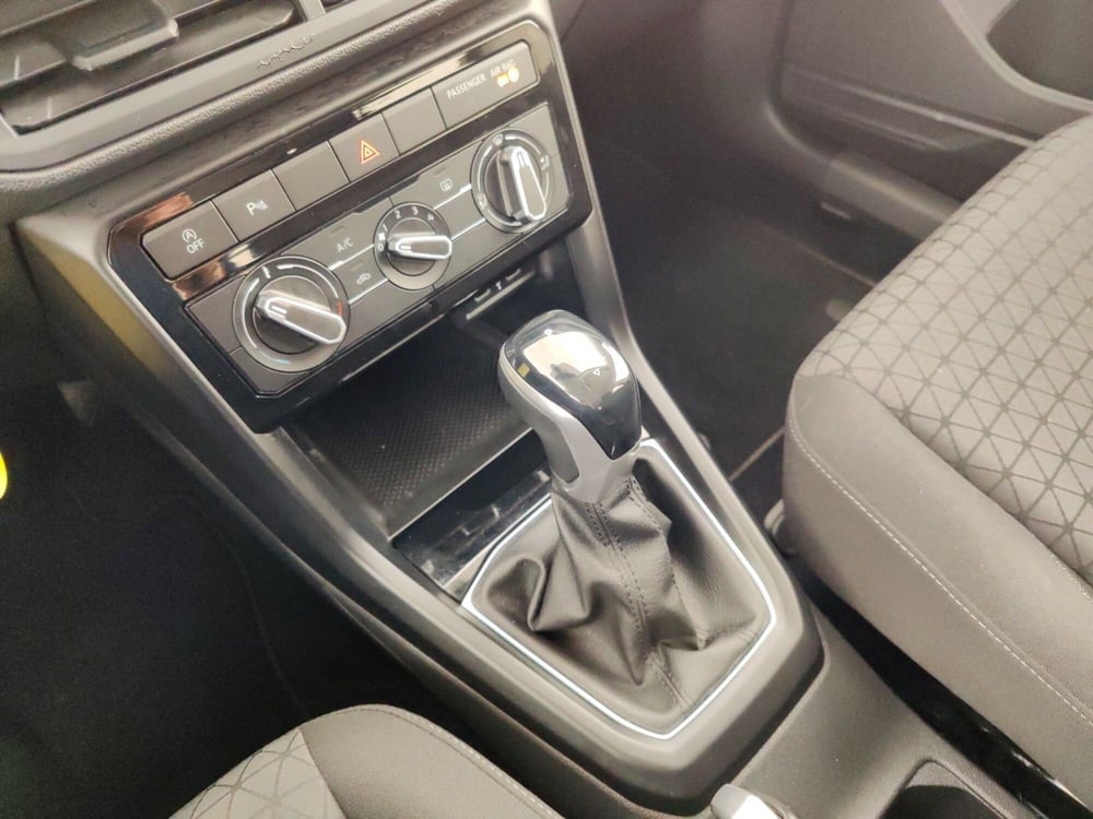 Volkswagen T-Cross usata a Massa-Carrara (11)