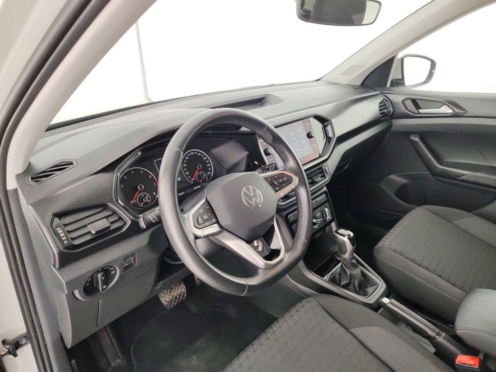 Volkswagen T-Cross usata a Massa-Carrara (8)