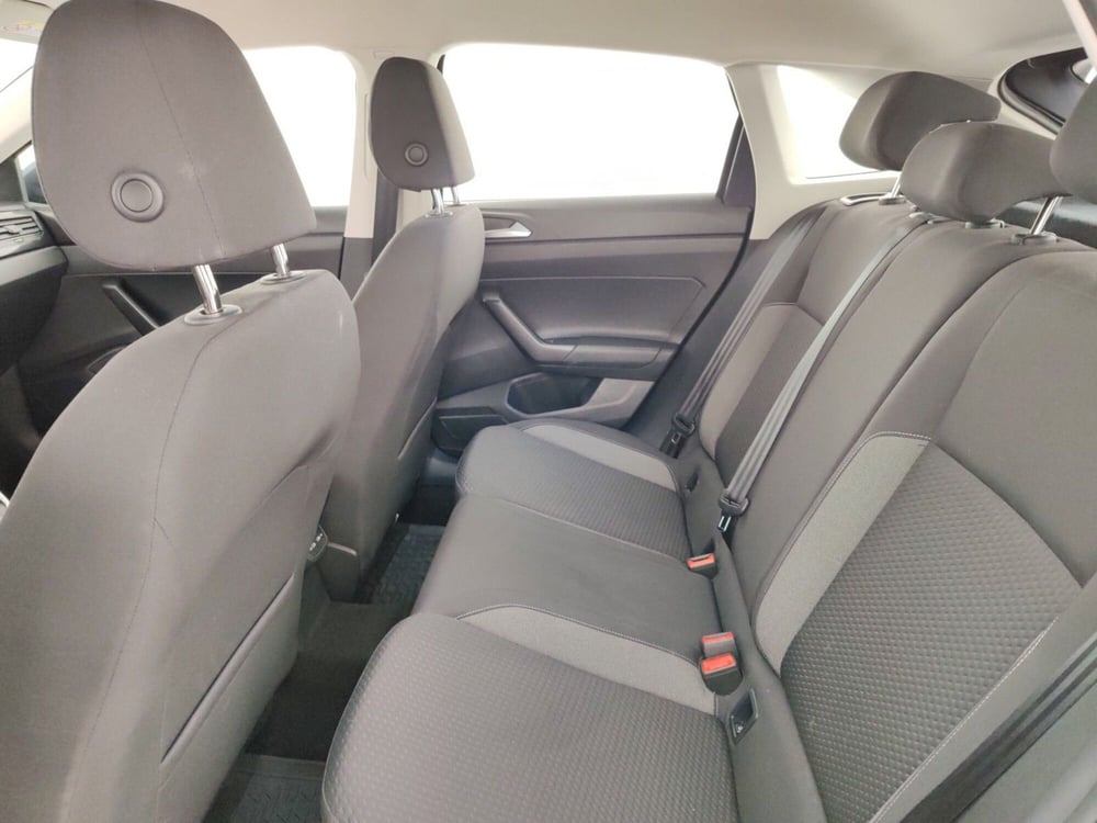 Volkswagen Taigo usata a Massa-Carrara (10)