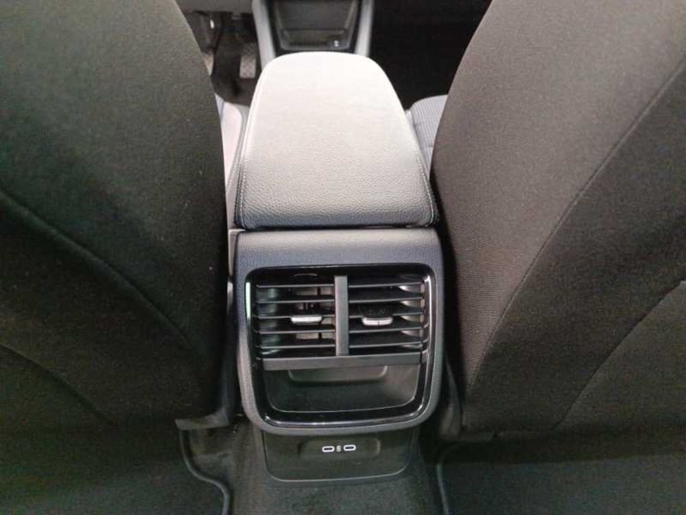 Skoda Octavia Station Wagon nuova a Treviso (20)