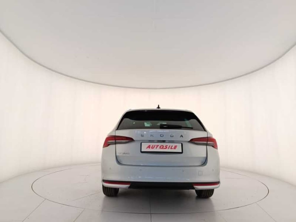 Skoda Octavia Station Wagon nuova a Treviso (5)