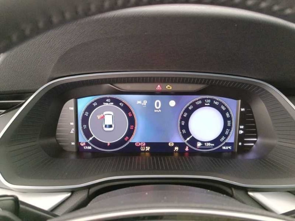 Skoda Octavia Station Wagon nuova a Treviso (15)