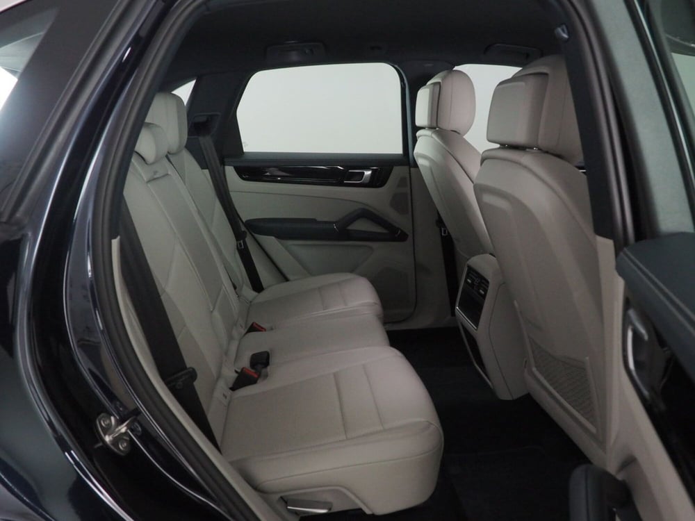 Porsche Cayenne usata a Palermo (7)