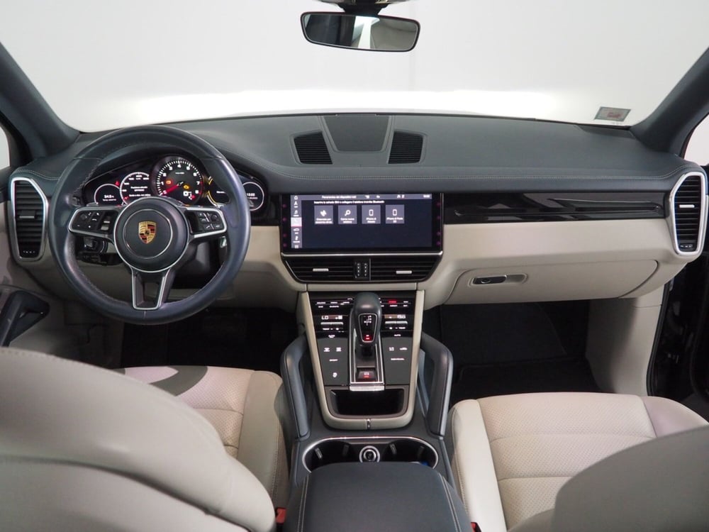 Porsche Cayenne usata a Palermo (8)