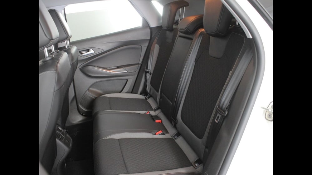 Opel Grandland usata a Palermo (12)