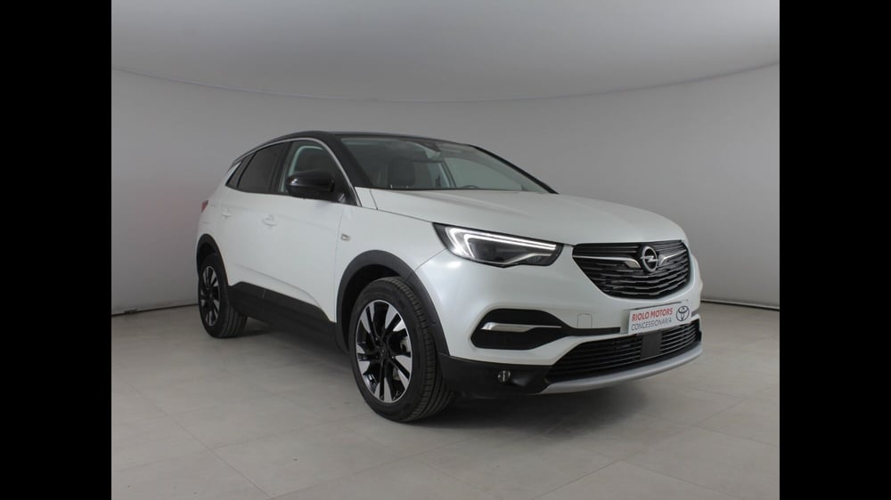 Opel Grandland usata a Palermo (3)
