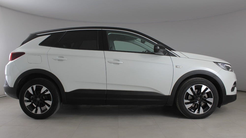 Opel Grandland usata a Palermo (4)