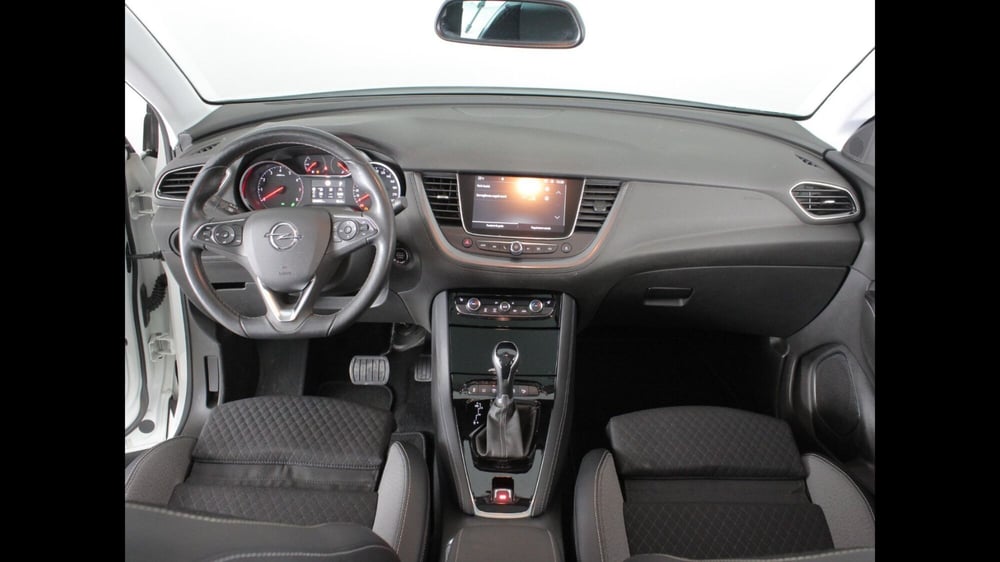 Opel Grandland usata a Palermo (8)