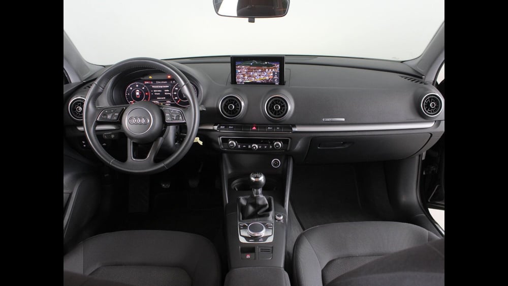 Audi A3 Sedan usata a Palermo (5)