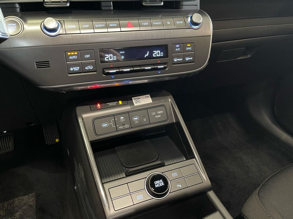 Hyundai Kona nuova a Cremona (11)
