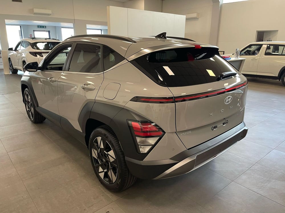 Hyundai Kona nuova a Cremona (4)