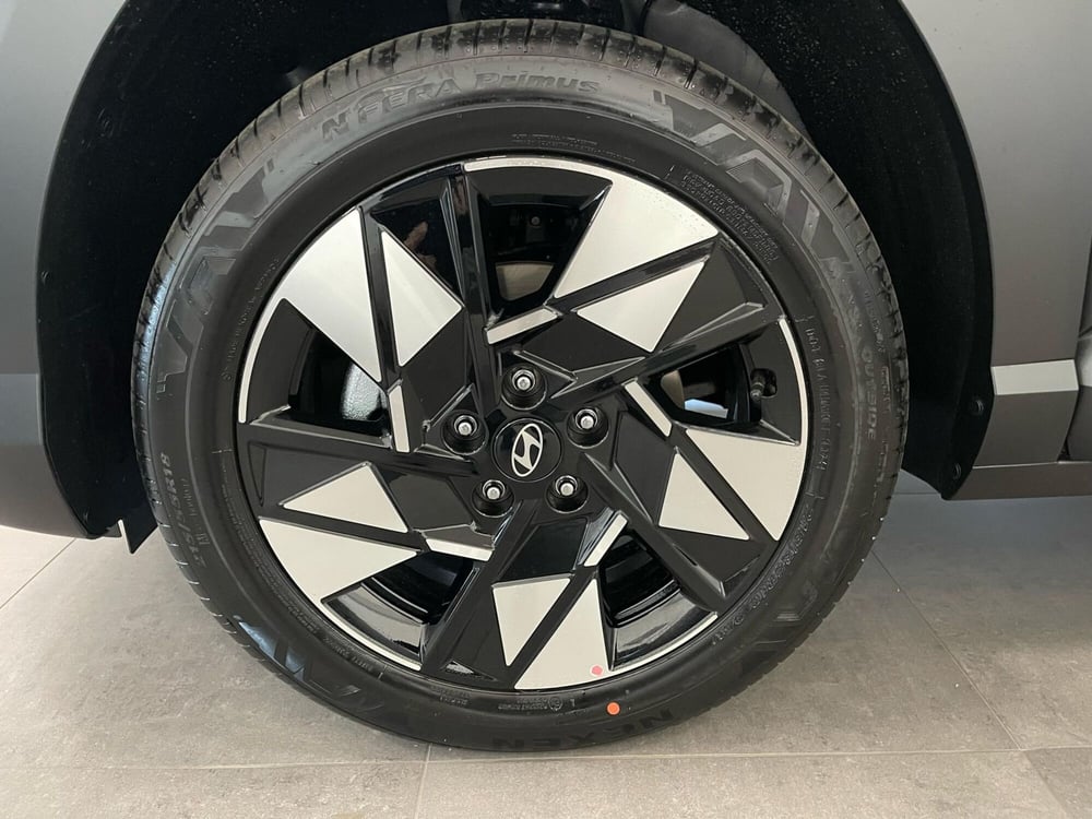 Hyundai Kona nuova a Cremona (6)