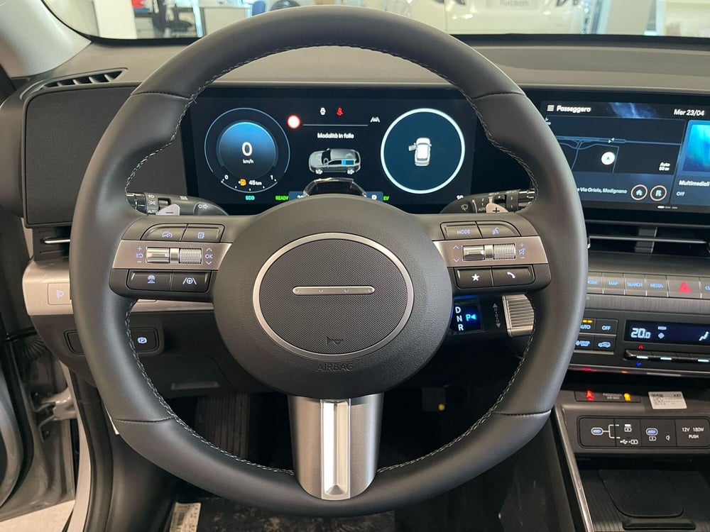 Hyundai Kona nuova a Cremona (9)