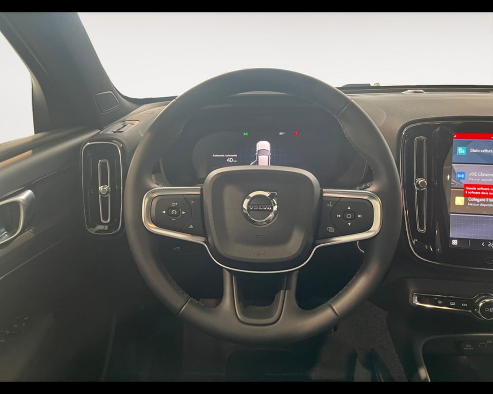 Volvo XC40 nuova a Ravenna (14)