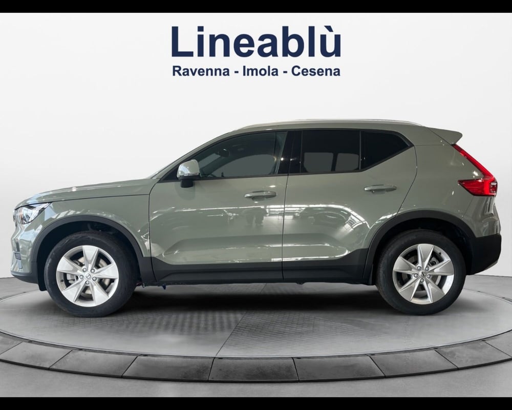 Volvo XC40 nuova a Ravenna (5)