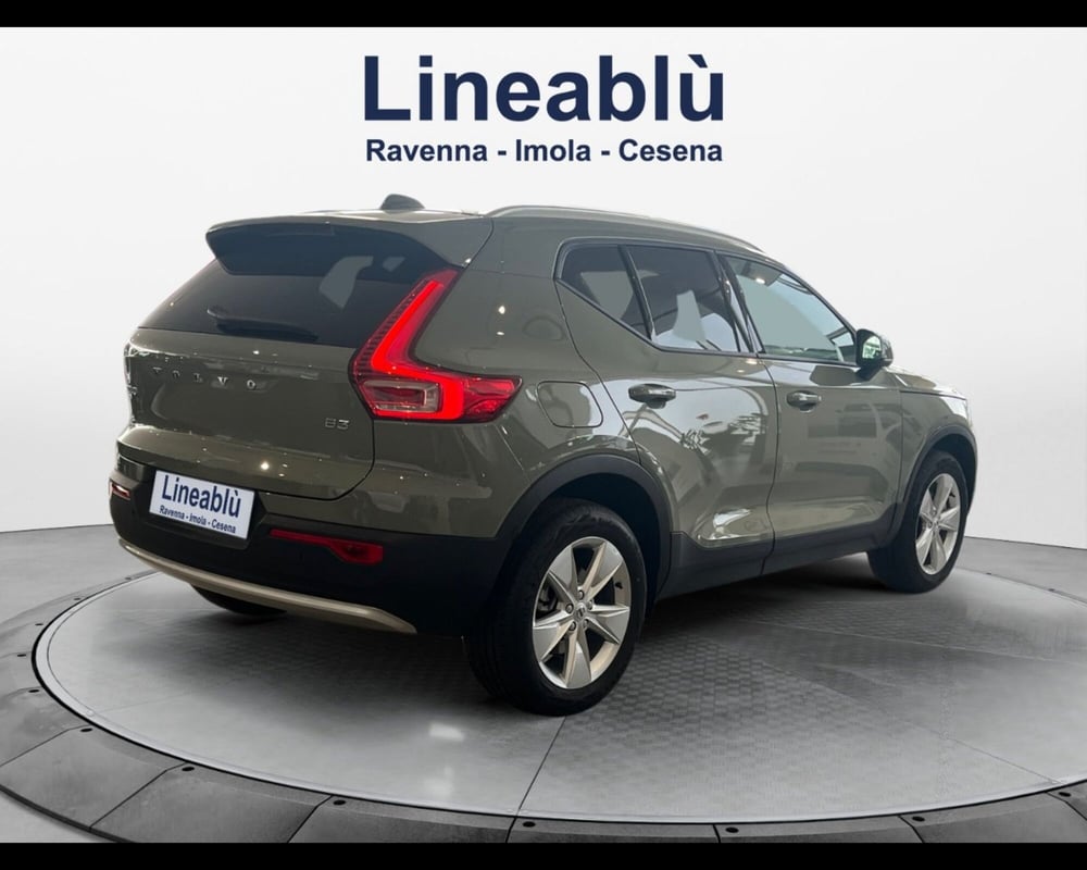 Volvo XC40 nuova a Ravenna (6)