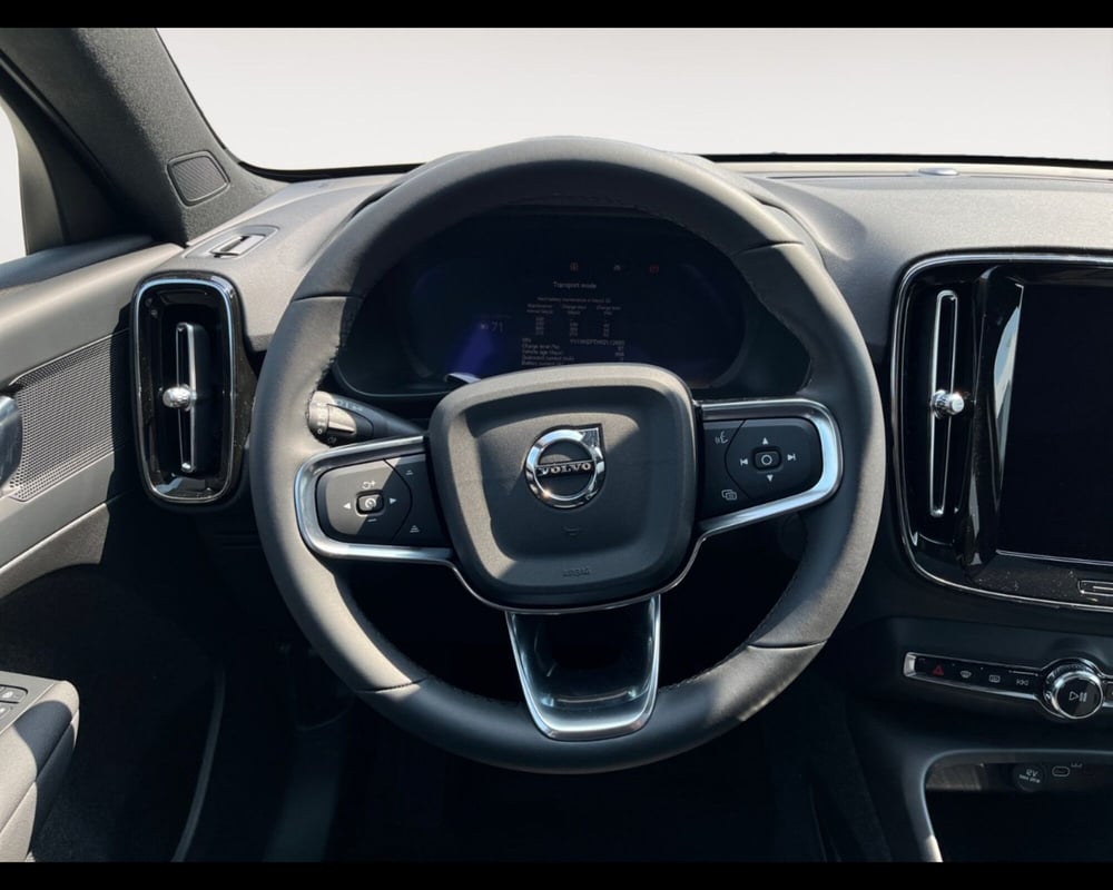 Volvo C40 nuova a Ravenna (14)