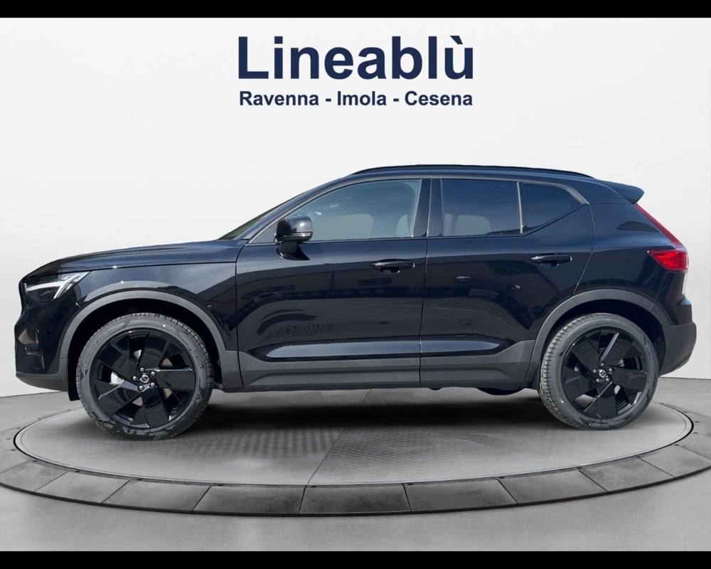 Volvo XC40 nuova a Ravenna (7)