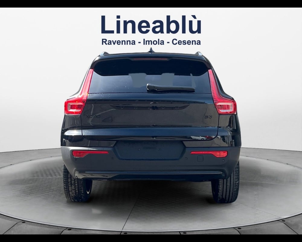 Volvo XC40 nuova a Ravenna (8)