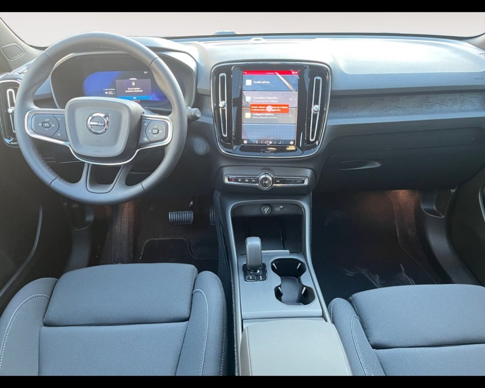 Volvo XC40 nuova a Ravenna (11)