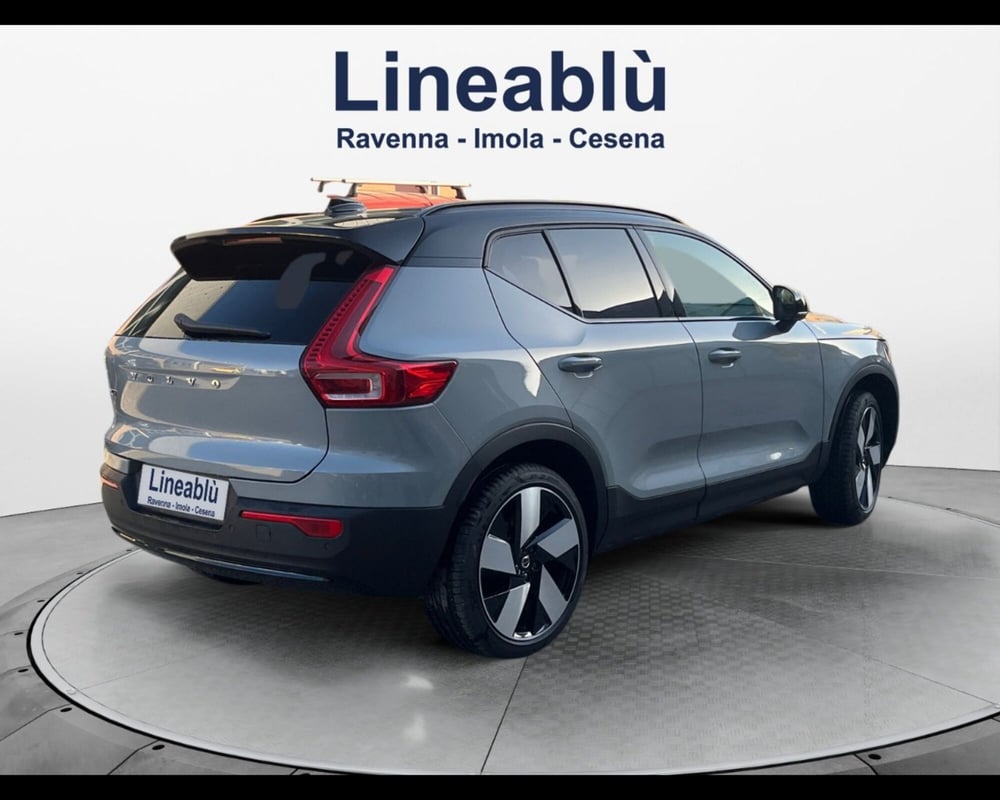 Volvo XC40 nuova a Ravenna (5)