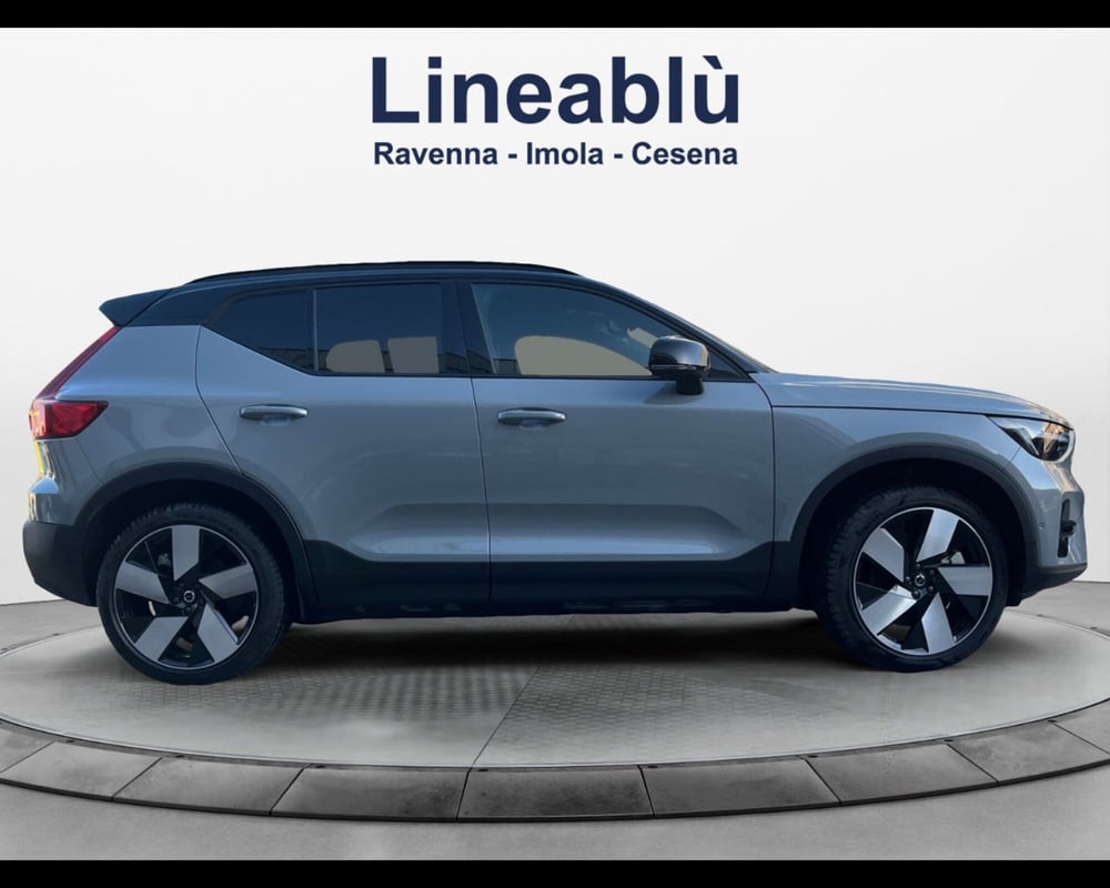 Volvo XC40 nuova a Ravenna (6)