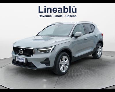 Volvo XC40 B3 automatico Core nuova a Imola
