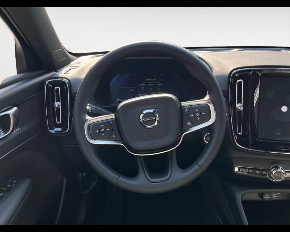 Volvo XC40 nuova a Bologna (12)