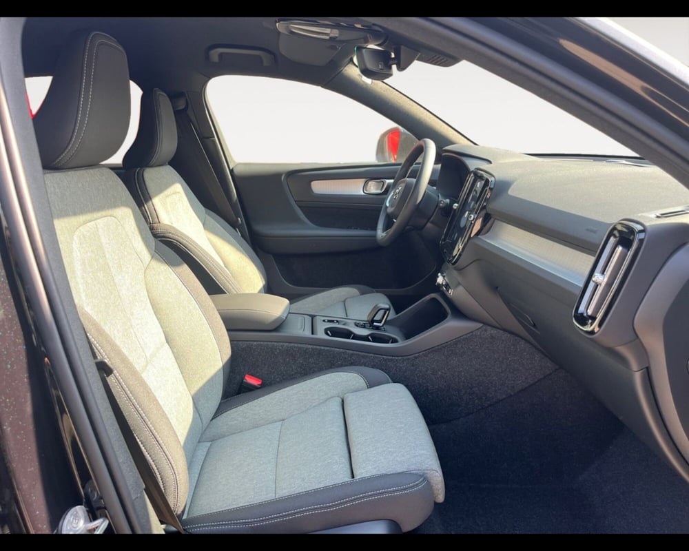Volvo XC40 nuova a Bologna (14)