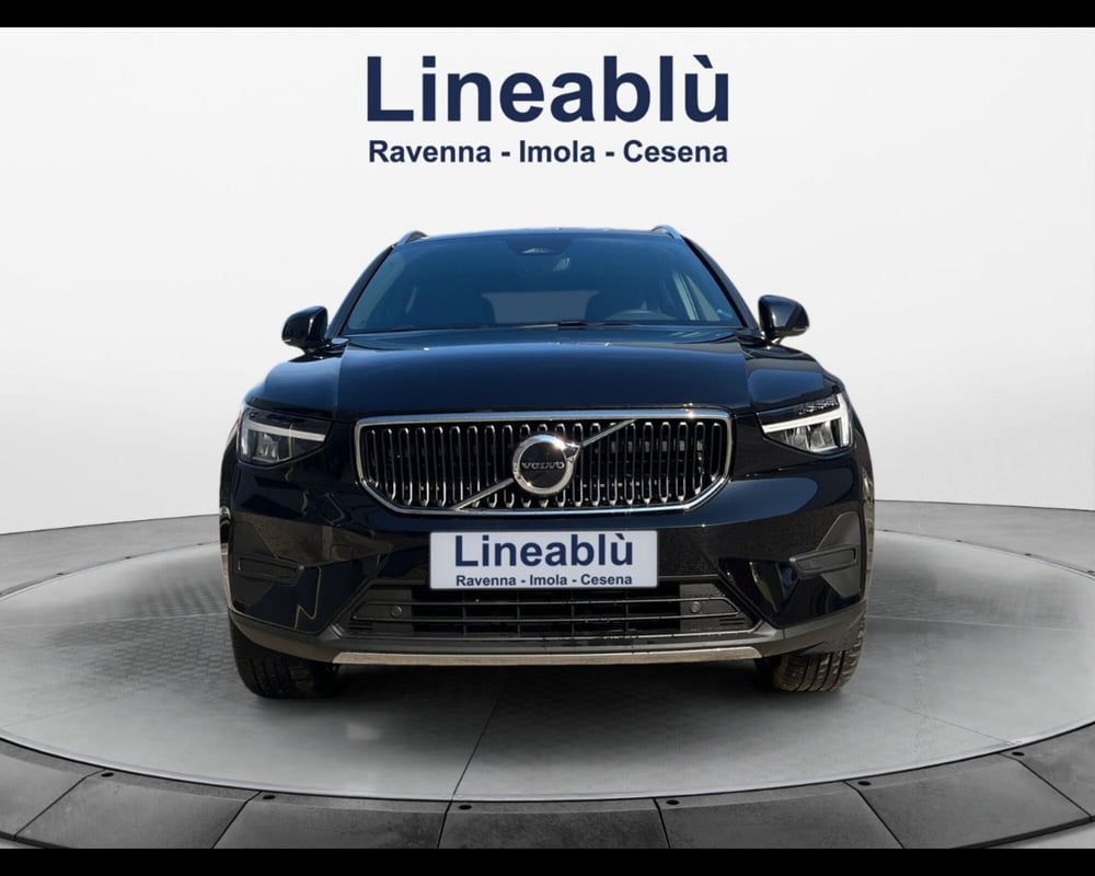 Volvo XC40 nuova a Bologna (2)