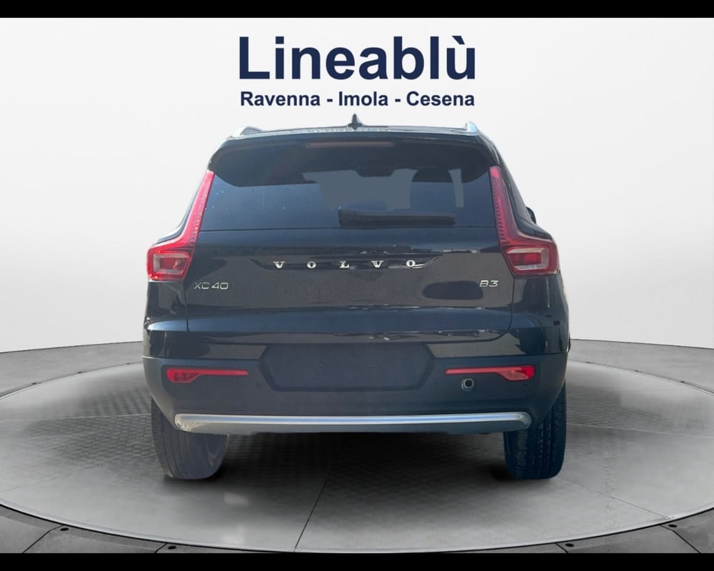 Volvo XC40 nuova a Bologna (4)