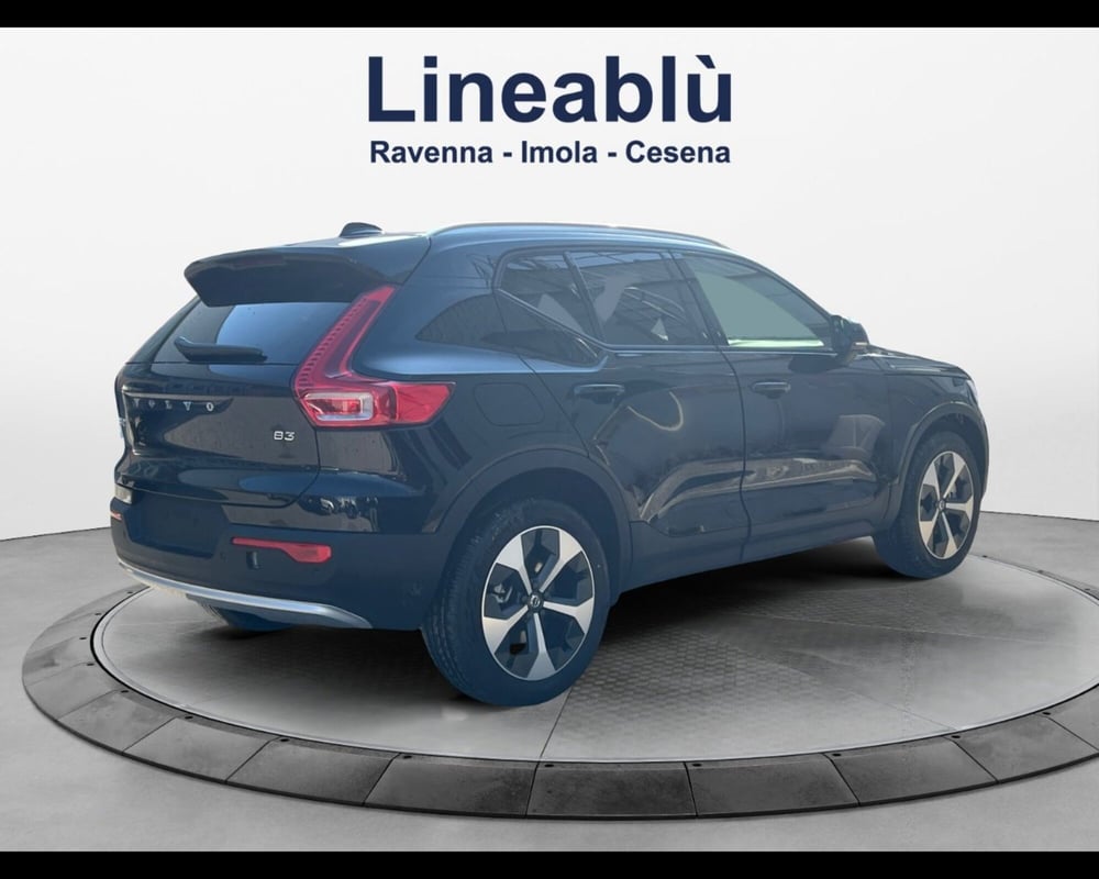 Volvo XC40 nuova a Bologna (6)