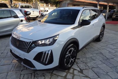 Peugeot 2008 1.2 puretech Allure s&amp;s 100cv del 2024 usata a L&#039;Aquila