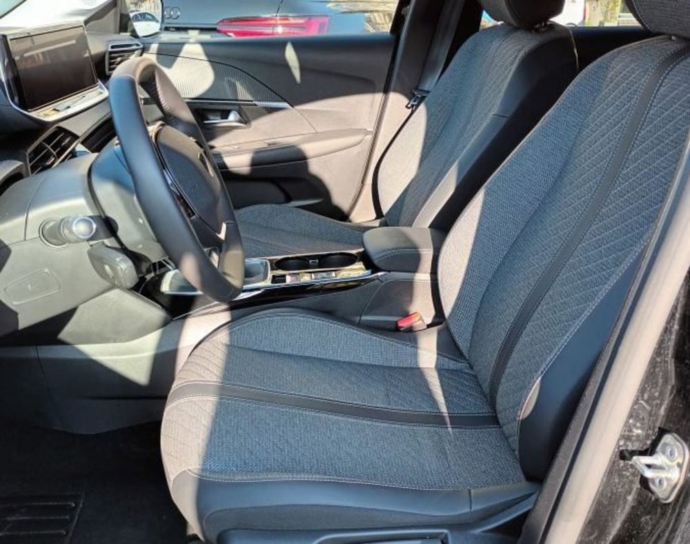 Peugeot 208 usata a L'Aquila (4)