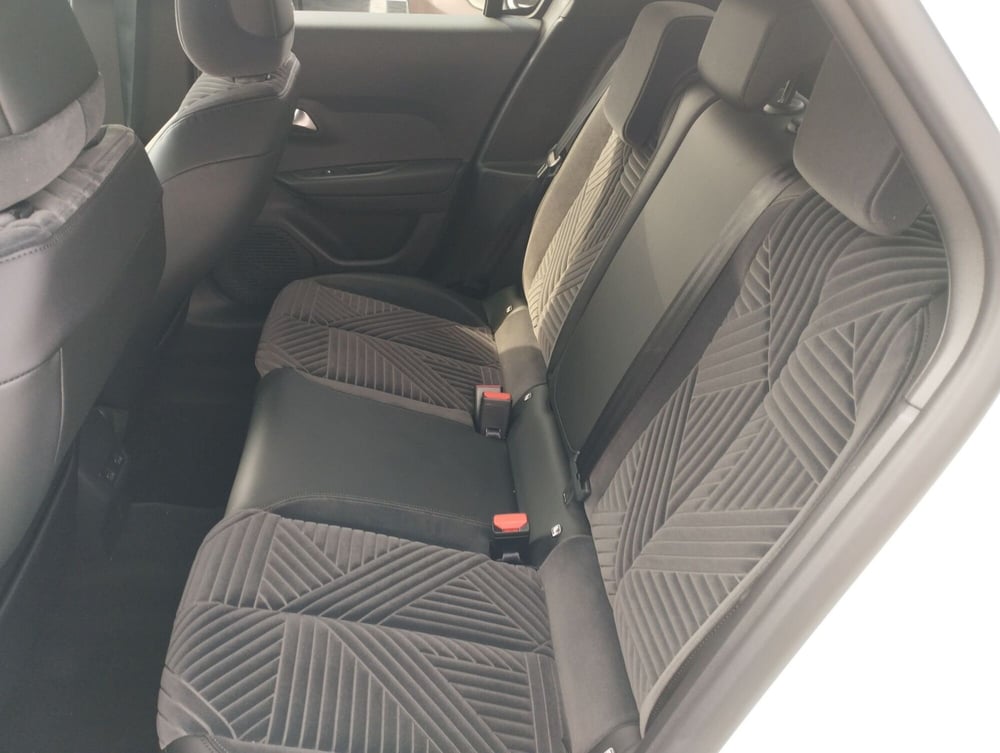 Lancia Ypsilon nuova a Frosinone (15)