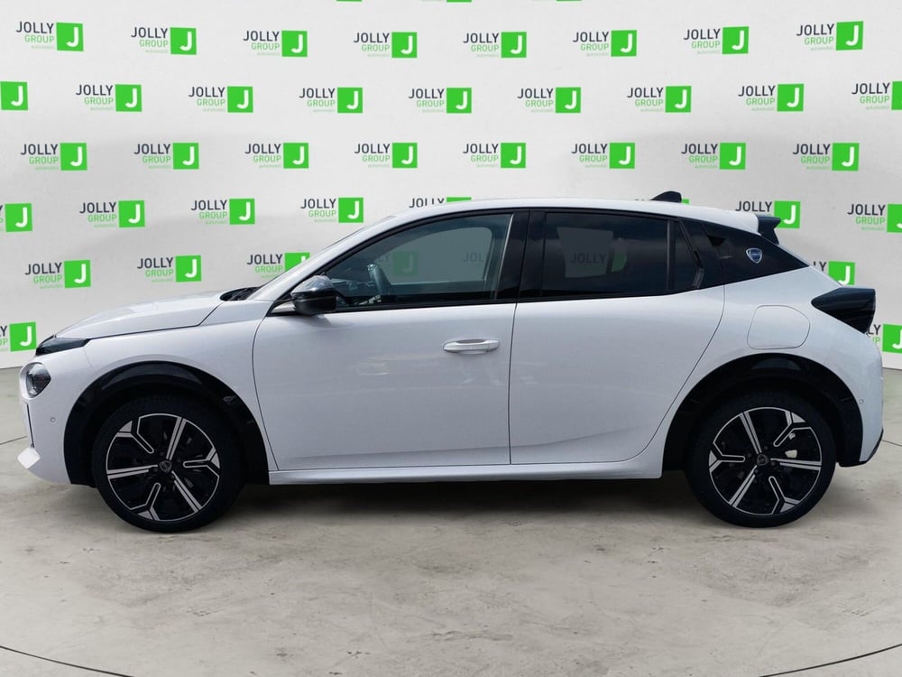 Lancia Ypsilon nuova a Frosinone (3)