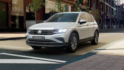 Volkswagen Tiguan 2.0 TDI 150 CV SCR DSG 4MOTION Life del 2023 usata a Catanzaro