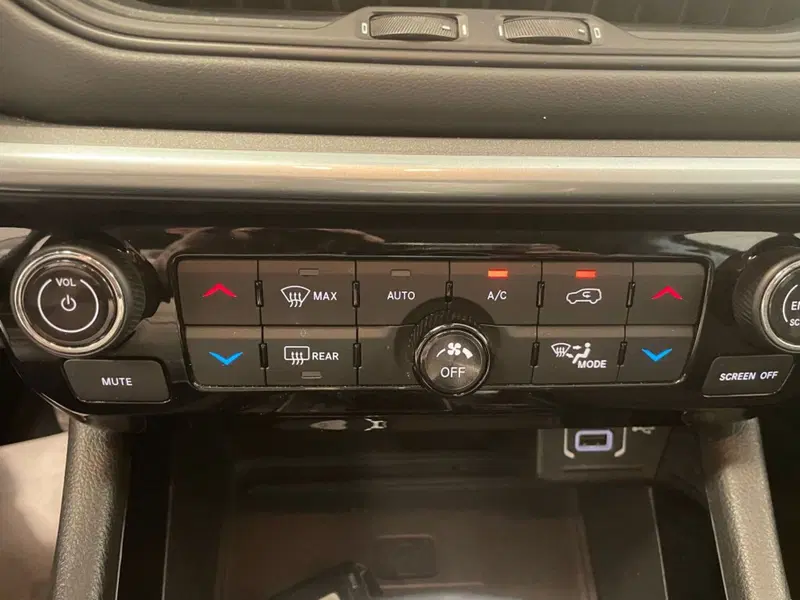 Jeep Compass usata a Palermo (6)