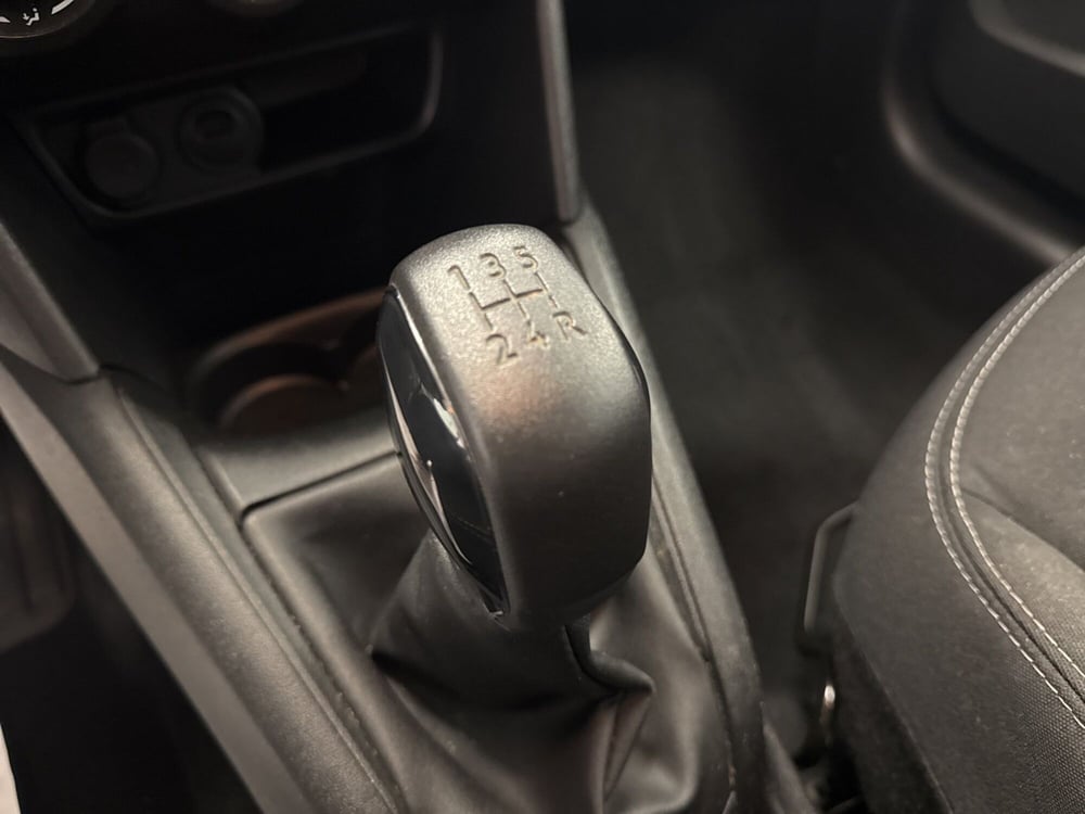 Peugeot 208 usata a Palermo (12)