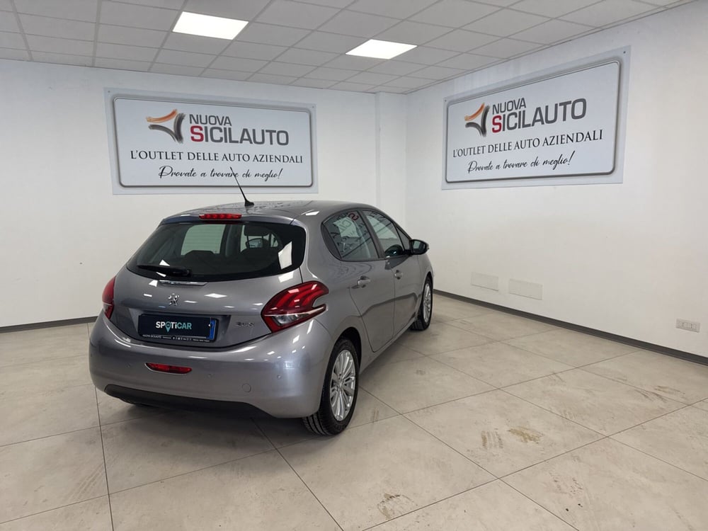 Peugeot 208 usata a Palermo (15)