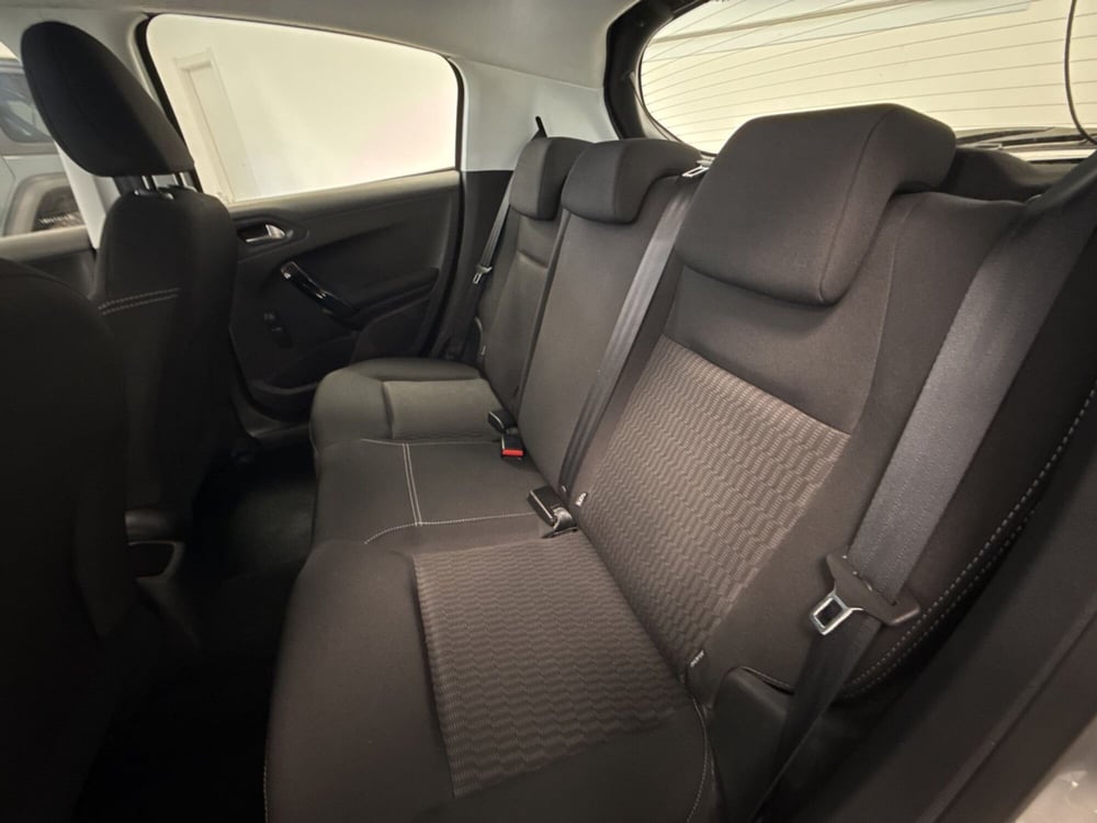 Peugeot 208 usata a Palermo (6)